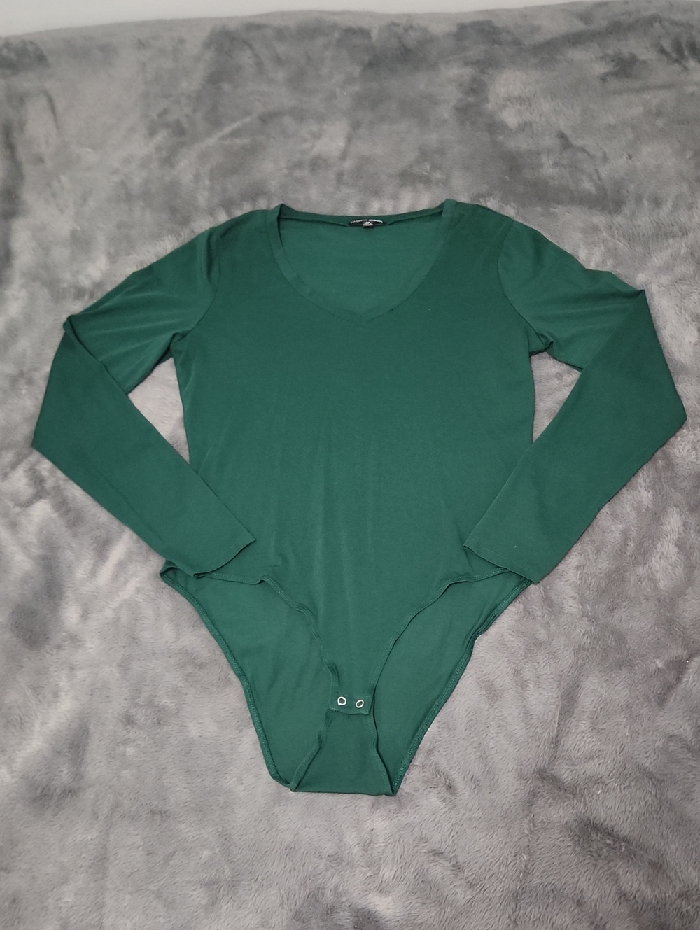 Fashion Nova Emerald Green Long Sleeve V-Neck Bodysuit